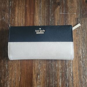 Kate Spade Black and Cream Wallet